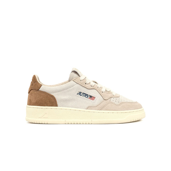 sneakers autry medalist suede femmes vue de profil