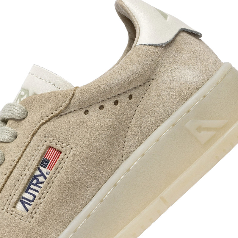 Dallas Low - UE10 - Papyrus / Marsh