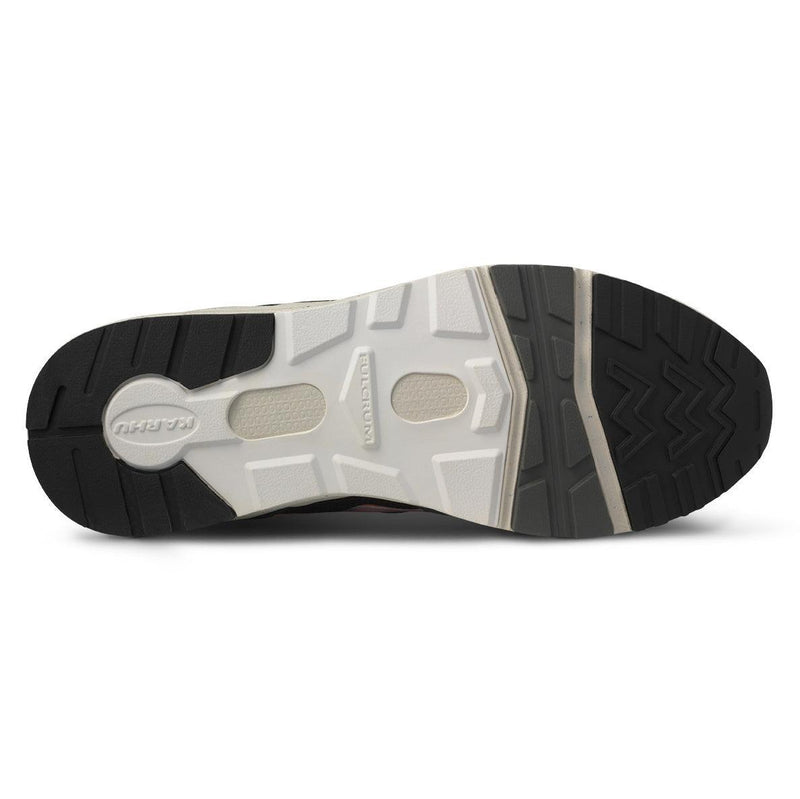 Sneakers - Karhu - Aria 95 // June Bug/Roseate Spoonbill - Stoemp