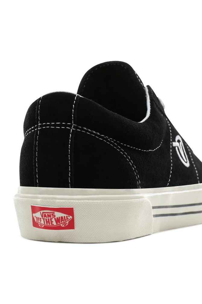 Black Sid DX (Anaheim Factory) // Black Sneakers Vans