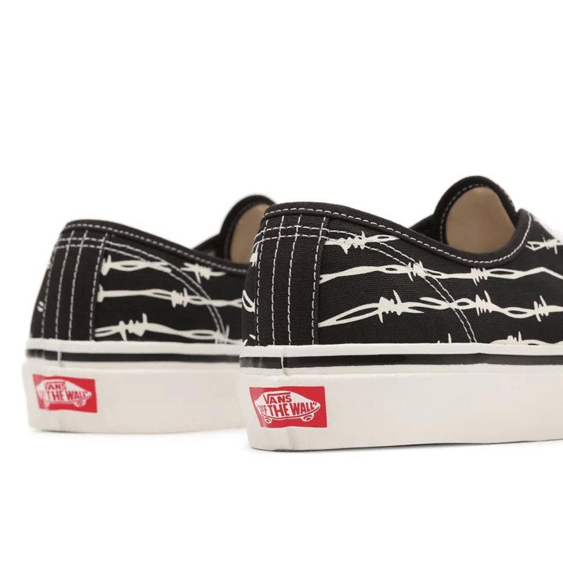 Sneakers - Vans - Authentic 44 DX // Anaheim Factory // Black/White/OG Barbed Wire - Stoemp