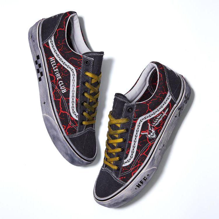 Sneakers - Vans - Style 36 // VANS x STRANGER THINGS // Black/Red - Stoemp